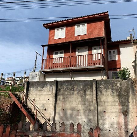 Casa De Campos do Jordão Esterno foto